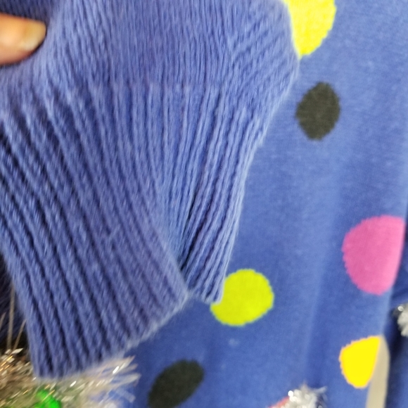 Ugly Christmas Sweater - Picture 7 of 10